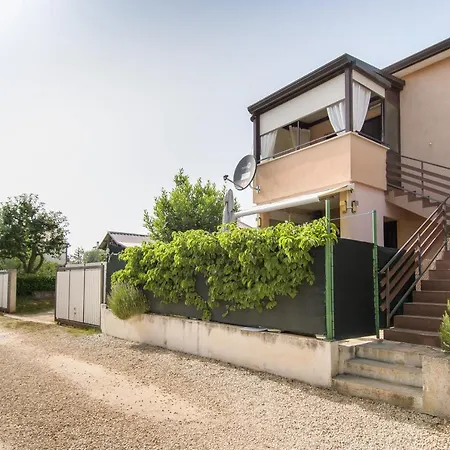 Apartman Alba Karigador Exterior photo