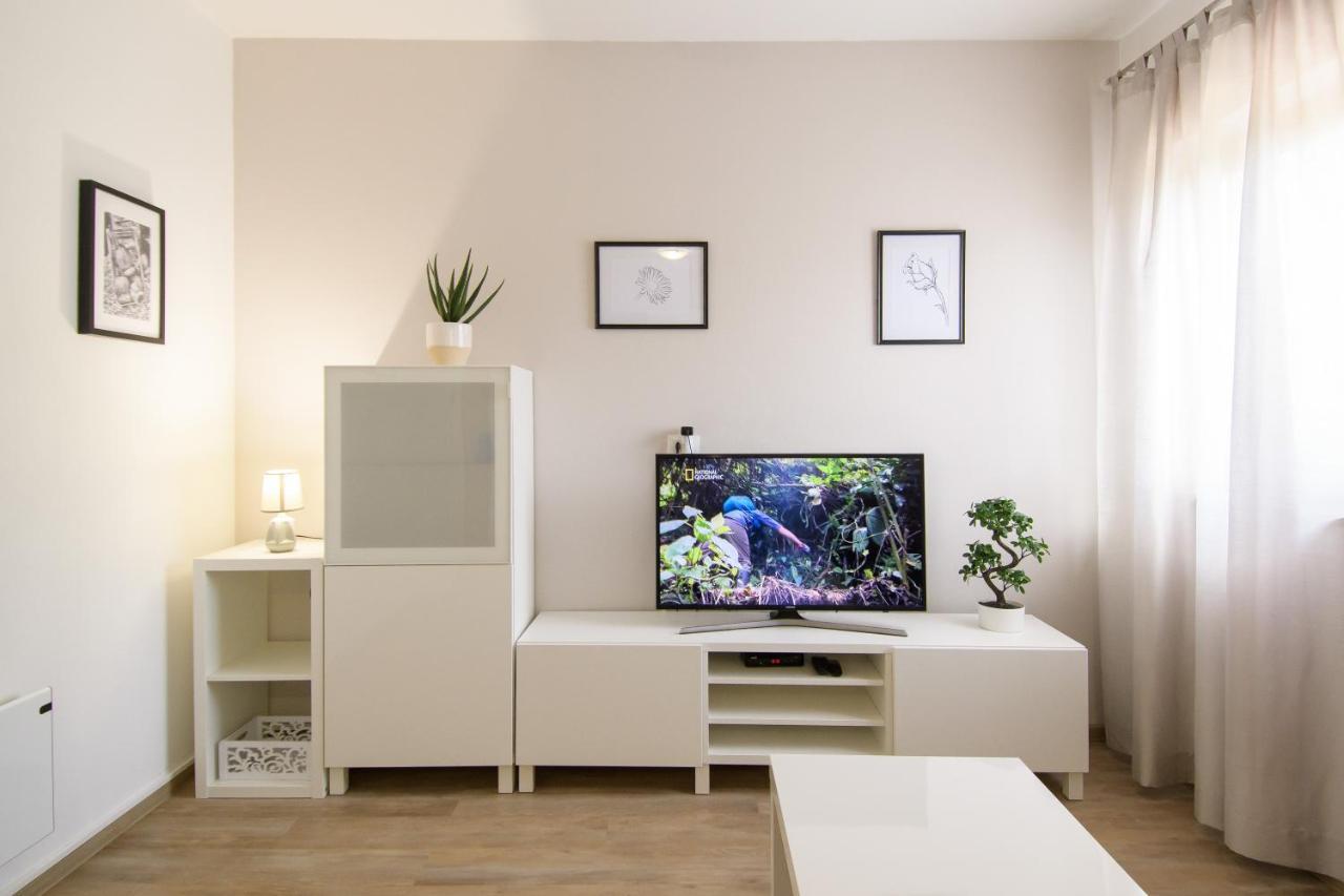 Alba Apartment *