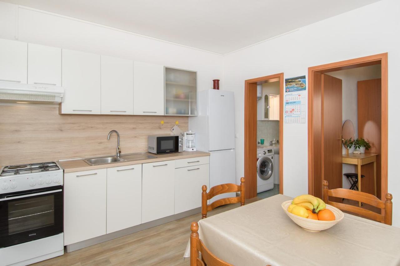 Alba Apartment Karigador